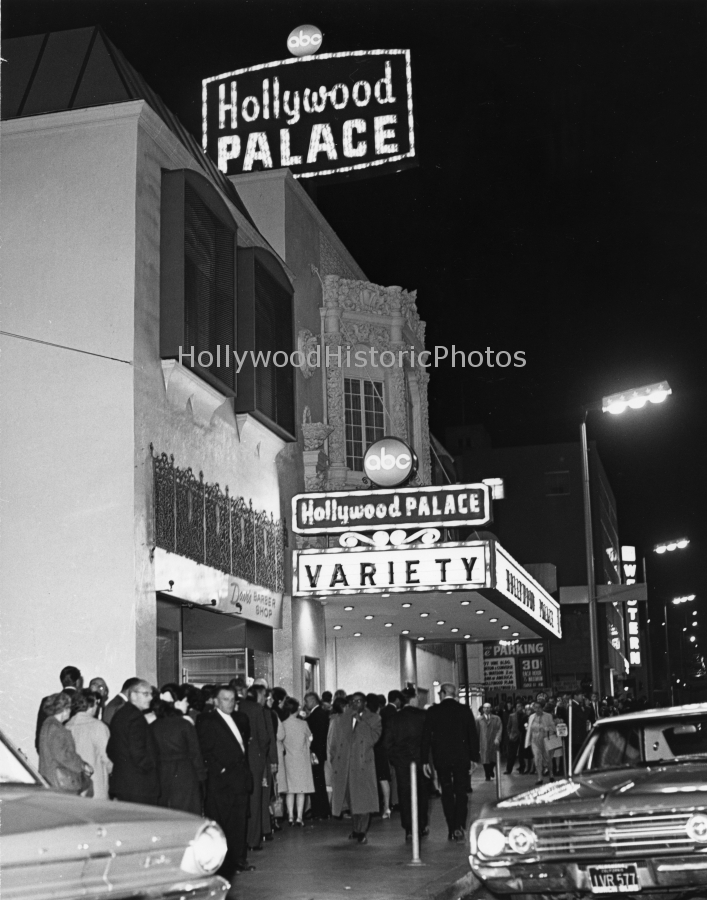 Hollywood Palace 1968 Vine Street Live Theatre wm.jpg